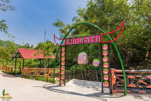 Làng Sen